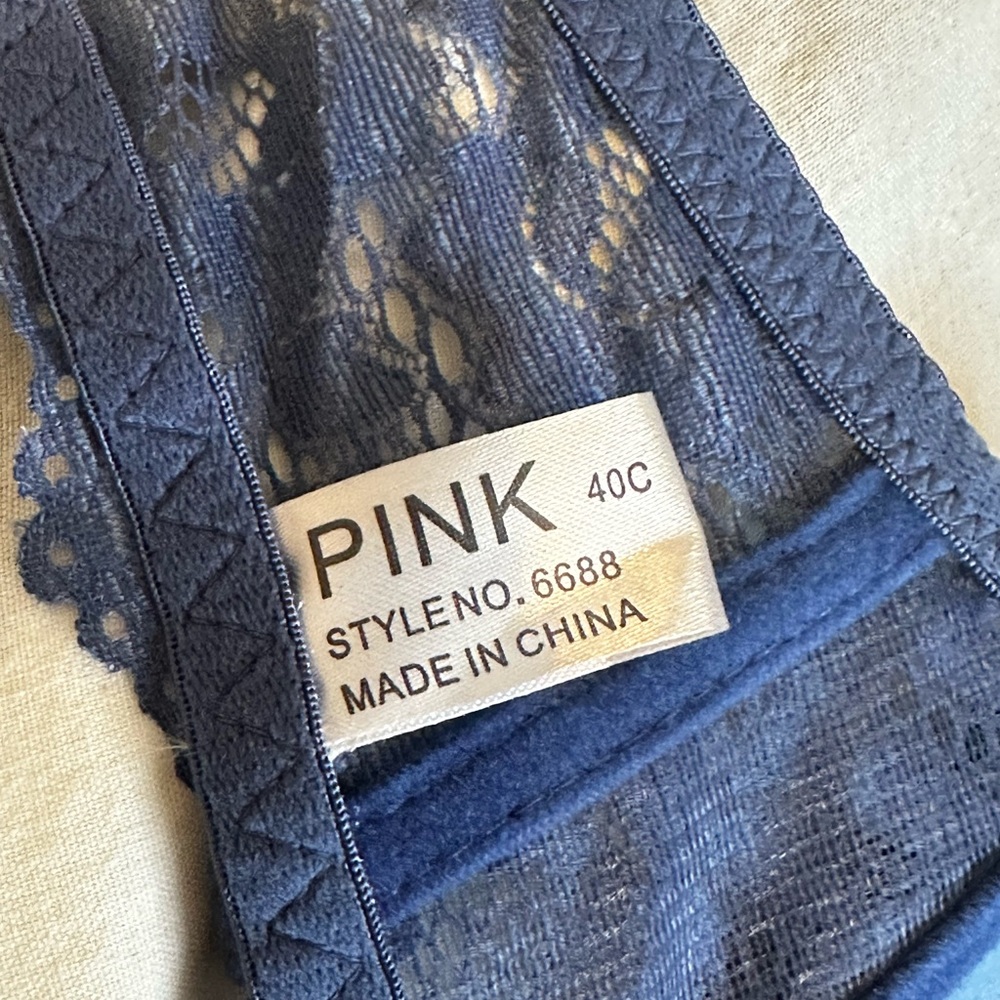 Women's Lace-Overlay Push-Up Bra - Picture 6 of 6